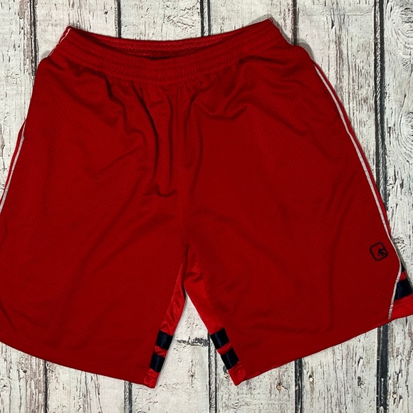 AND1 Men's Red Athletic Shorts basketball Streetball - Picture 6 of 8